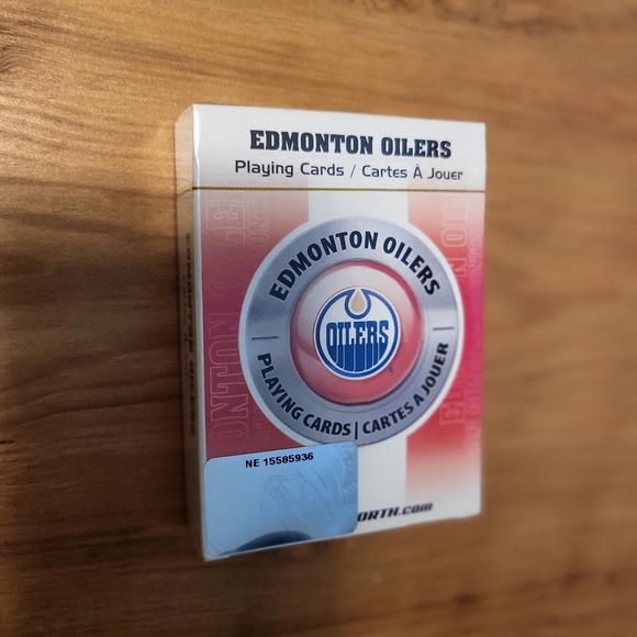 Edmonton Oilers Playing Cards (Older)- Brand New and Sealed! - Picture 2 of 5